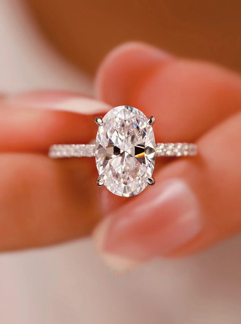 Beautiful Oval Diamond Ring - Balmas Jewelry