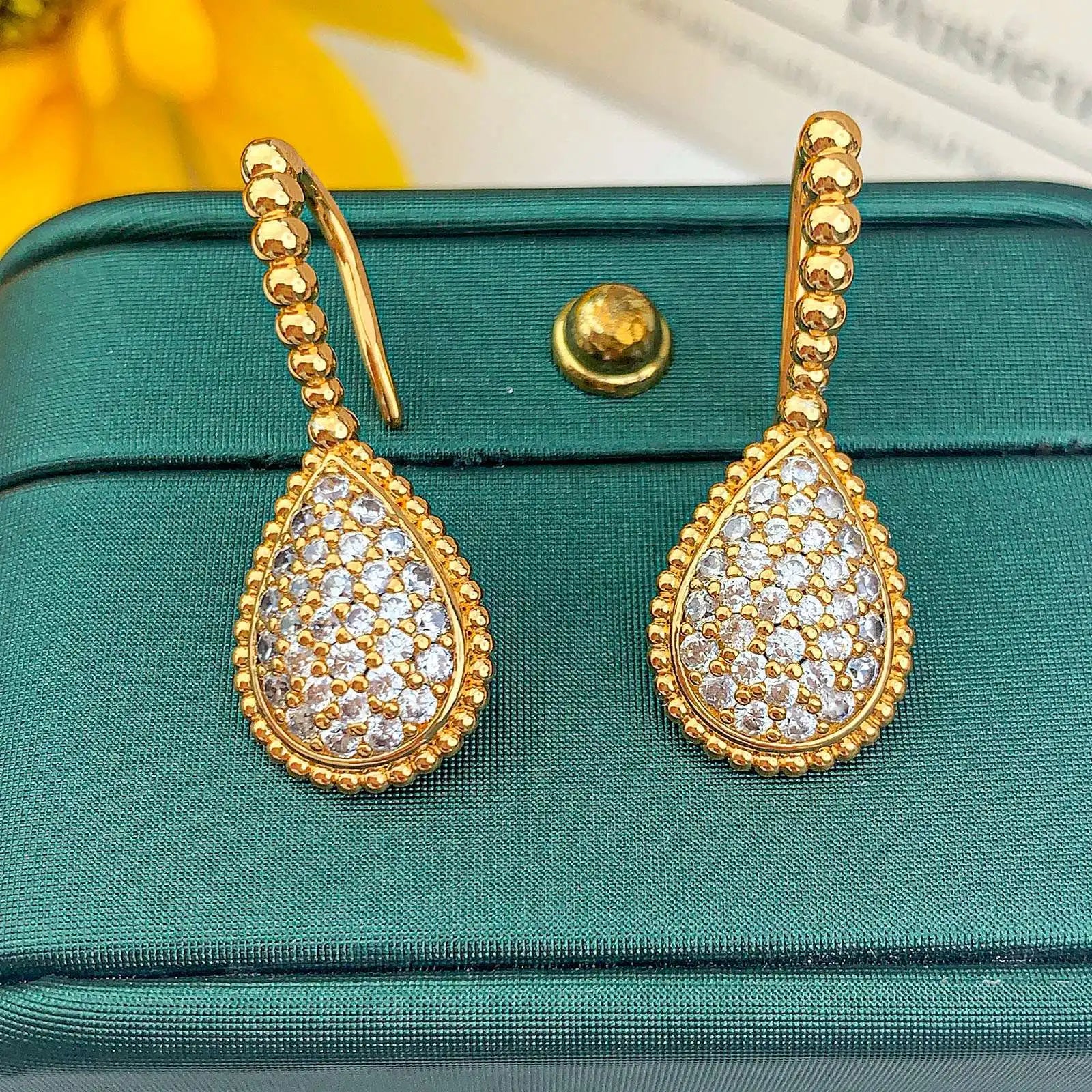 Women's Gold Teardrop Earrings - Balmas Jewelry