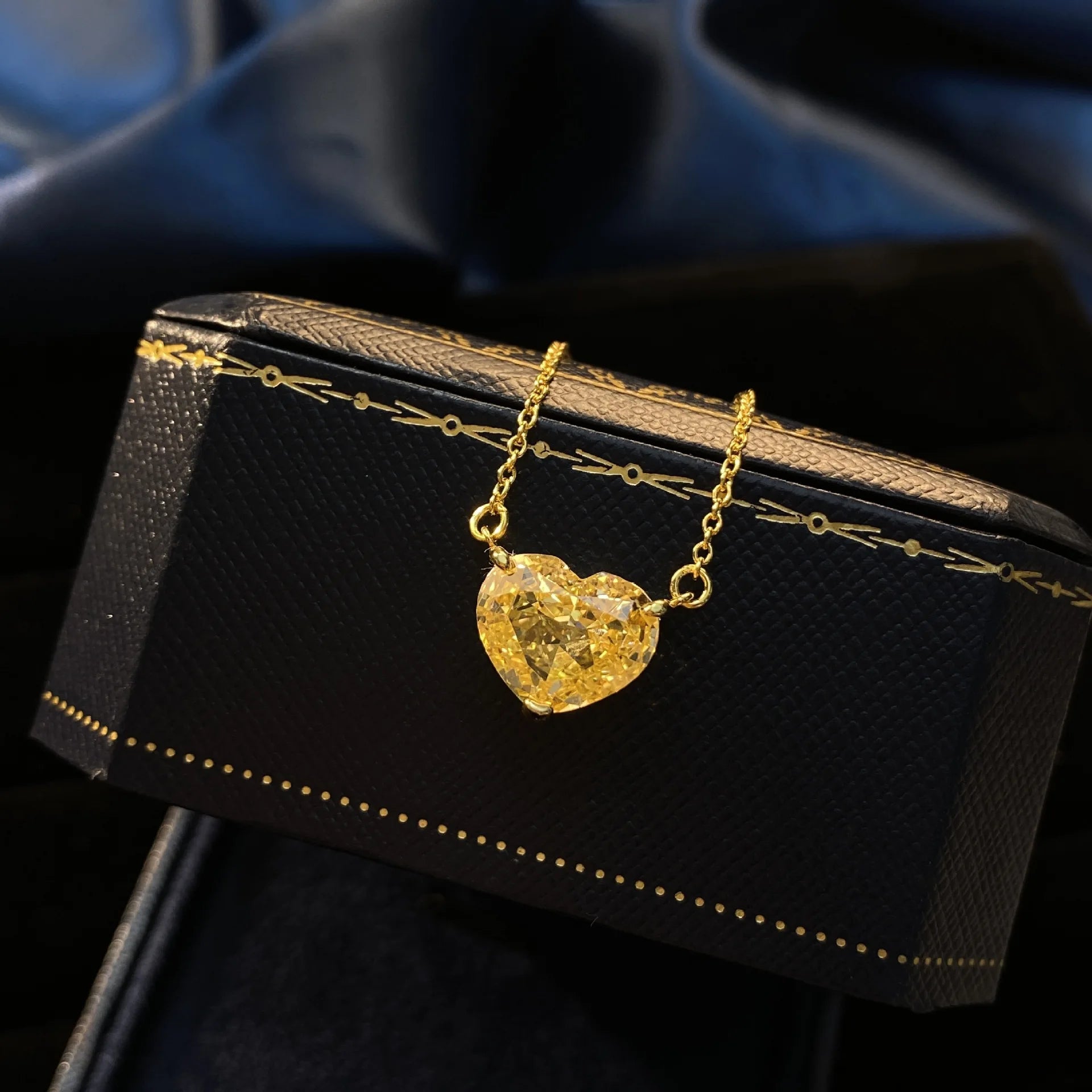Topaz Heart Pendant Necklace - Balmas Jewelry