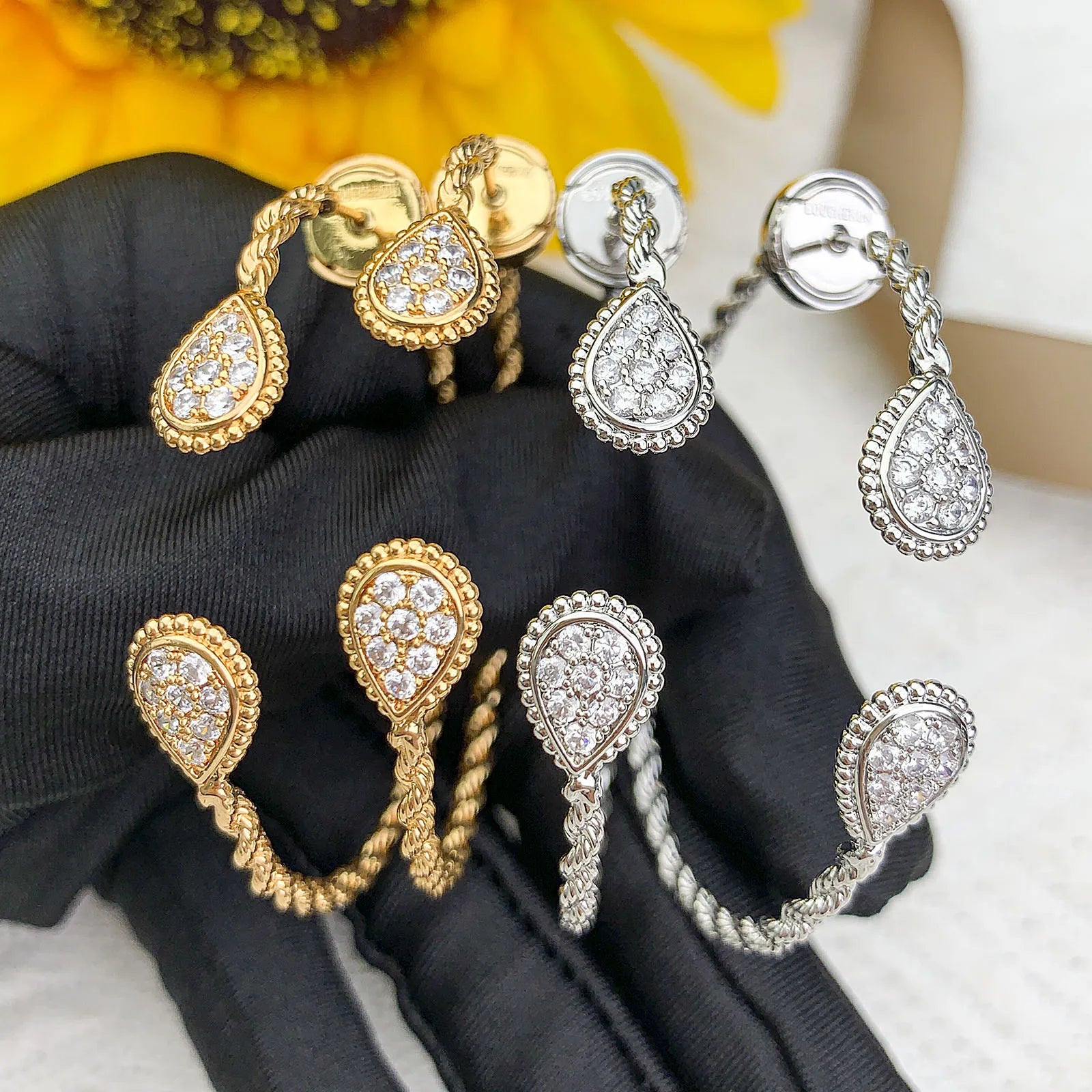 Women's Gold Teardrop Earrings - Balmas Jewelry
